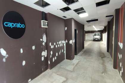 Commercial premise for sale in Barcelona. 