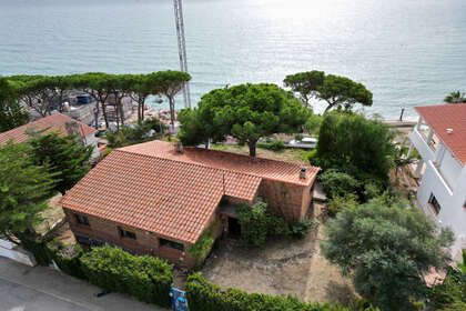 Flat for sale in Arenys de Mar, Barcelona. 