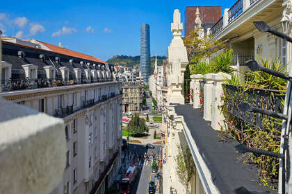 Huse til salg i Bilbao, Vizcaya (Bizkaia). 