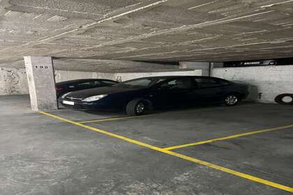 Parkovací místa na prodej v Tarragona. 