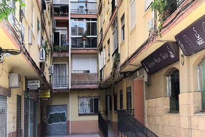 Flat for sale in Figares, Granada. 