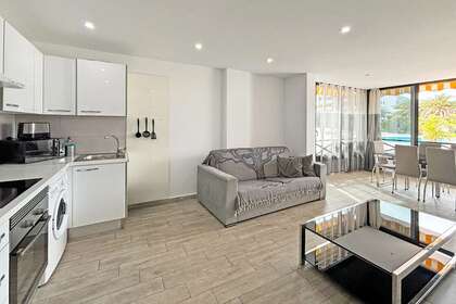 Апартаменты Продажа в Los Cristianos, Arona, Santa Cruz de Tenerife, Tenerife. 