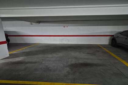 Parkeringspladser til salg i Avenida Portugal, Salamanca. 