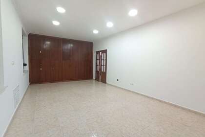 Kommercielle lokaler i Galaroza, Huelva. 
