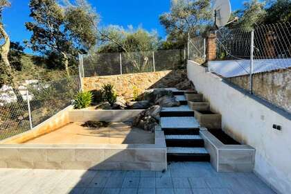 Rijtjeshuizen verkoop in Galaroza, Huelva. 