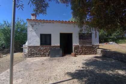 Landdistrikter / landbrugsjord til salg i Galaroza, Huelva. 