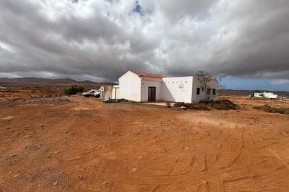 Domy na prodej v Ampuyenta, Puerto del Rosario, Las Palmas, Fuerteventura. 