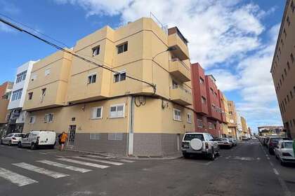 Flats verkoop in Vecindario, Santa Lucía de Tirajana, Las Palmas, Gran Canaria. 