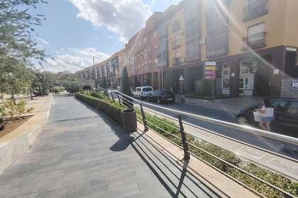 Obchodní prostory v Avenida 1º de Julio, Valdepeñas, Ciudad Real. 