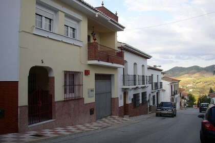 Domy na prodej v Alora, Málaga. 