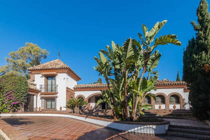 Cluster house for sale in Costabella, Málaga. 