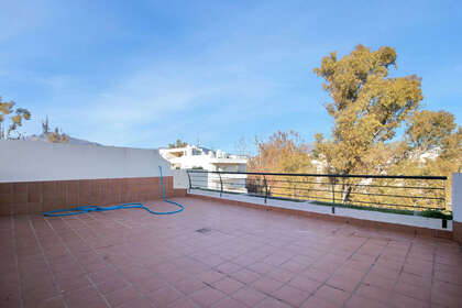 Apartment for sale in Guadalmina, Málaga. 