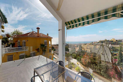 联排别墅 出售 进入 Rincón de la Victoria, Málaga. 