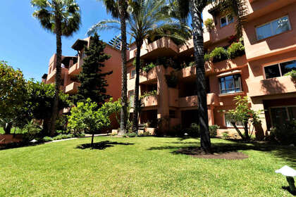 Appartement vendre en Puerto Banús, Marbella, Málaga. 