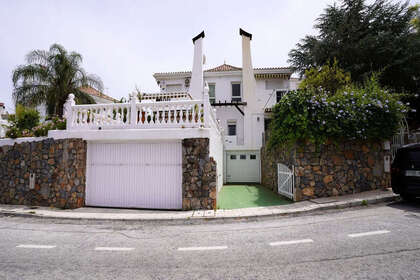 House for sale in Alhaurín de la Torre, Málaga. 
