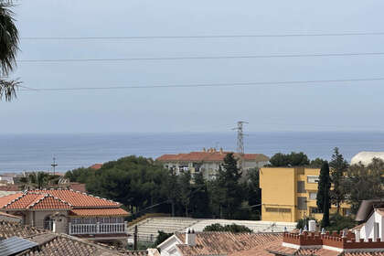 联排别墅 出售 进入 Rincón de la Victoria, Málaga. 