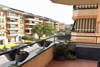 Apartment zu verkaufen in San luis de sabinillas, Málaga. 