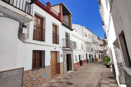 House for sale in Tolox, Málaga. 