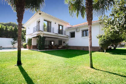Rijtjeshuizen verkoop in Los monteros, Marbella, Málaga. 