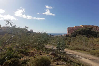 Terreno vendita in Los Pacos, Fuengirola, Málaga. 