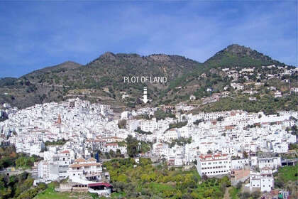 Pozemky na prodej v Cómpeta, Málaga. 