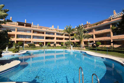 Penthouse for sale in Cala Del Moral, La, Málaga. 