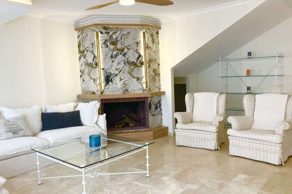 House for sale in Puerto Banús, Málaga. 