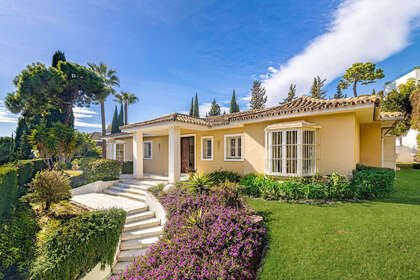 Townhouse vendita in Sierra Blanca, Marbella, Málaga. 