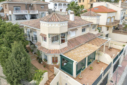 House for sale in Benalmádena, Málaga. 