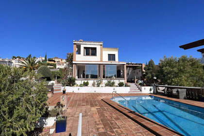 Townhouse vendita in Coín, Málaga. 