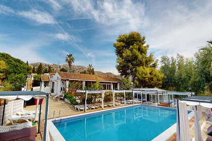 Townhouse vendita in Arenas, Málaga. 