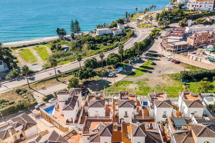 Řadový dům na prodej v Nerja, Málaga. 