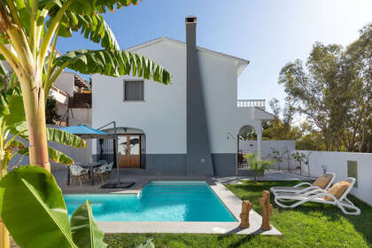 Cluster house for sale in Alora, Málaga. 