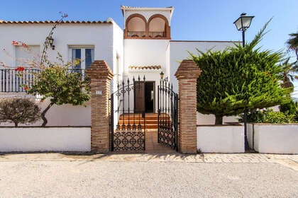 Fincas verkoop in Viñuela, Málaga. 