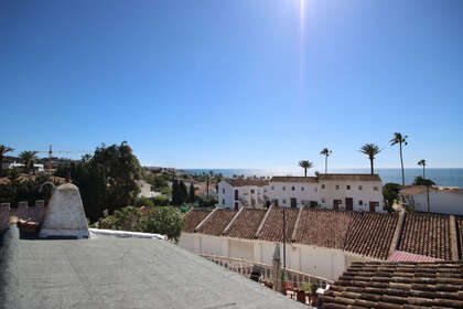 Rijtjeshuizen verkoop in Cala Del Moral, La, Málaga. 