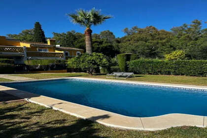 Maison de ville vendre en Calahonda, Mijas, Málaga. 