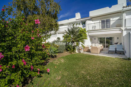 Maison de ville vendre en Nueva andalucia, Málaga. 