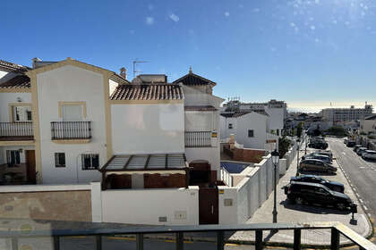 Maison de ville vendre en Nerja, Málaga. 