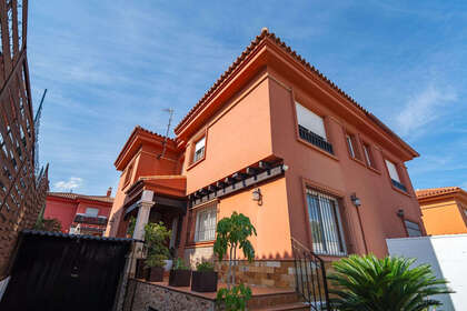 Maison de ville vendre en Alhaurín de la Torre, Málaga. 