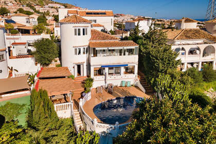 Maison de ville vendre en Benalmádena, Málaga. 