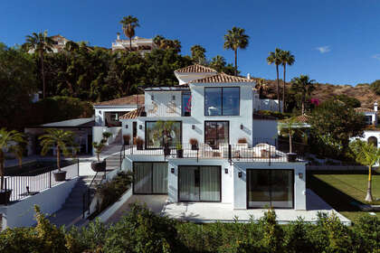 Townhouse vendita in Nueva andalucia, Málaga. 