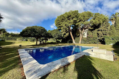 Casa venta en Nueva andalucia, Málaga. 