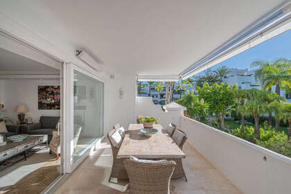 Apartment zu verkaufen in Puerto Banús, Marbella, Málaga. 