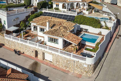 Townhouse vendita in Benalmádena, Málaga. 