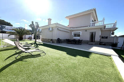 Townhouse vendita in Alhaurín de la Torre, Málaga. 