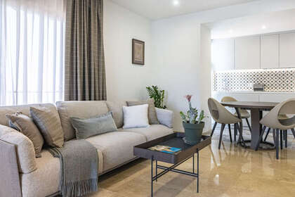 Apartmány na prodej v Puerto Banús, Marbella, Málaga. 