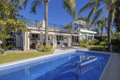 Townhouse vendita in Guadalmina, Málaga. 