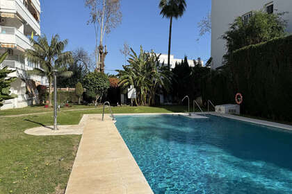 Apartment zu verkaufen in Puerto Banús, Málaga. 