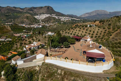 Reihenhaus zu verkaufen in Alora, Málaga. 