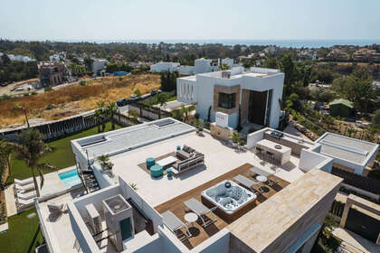 Townhouse vendita in Puerto Banús, Marbella, Málaga. 